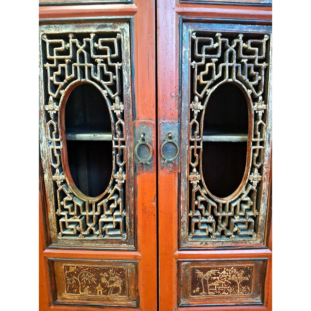 1920s 20th-Century Chinese Lacquer Cabinet For Sale - Image 5 of 14