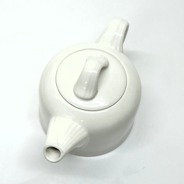 Villeroy & Boch Classic 2-Cup Bone China Adriana Teapot by Villeroy & Bosch, Circa 2000 For Sale - Image 4 of 8