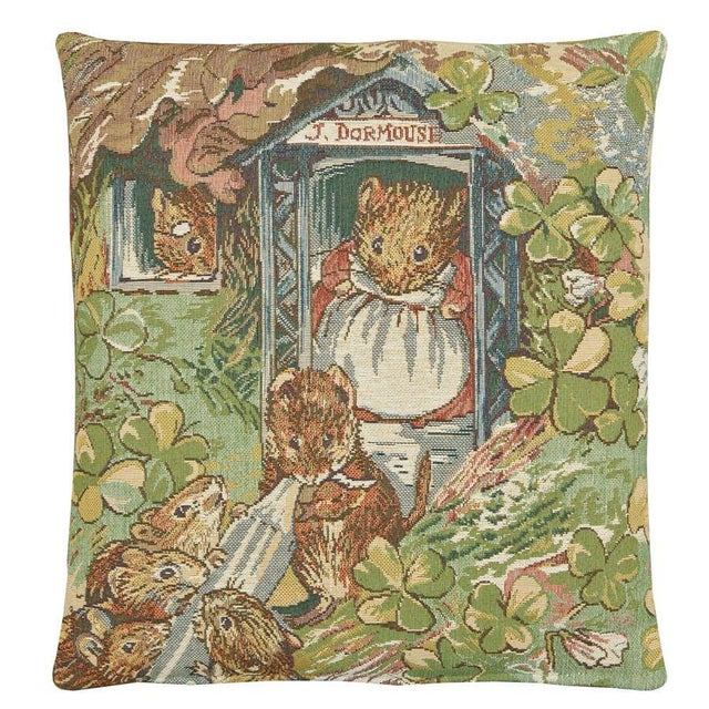 A charming reproduction of Beatrix Potter's best-loved characters. Peter Rabbit first appeared in 'The Tale of Peter...