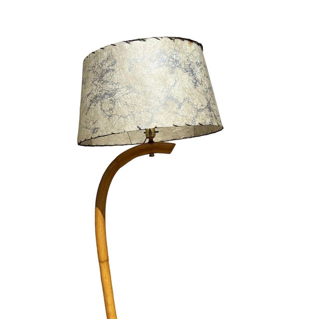 1950s Rare Restored Two-Tier Rattan Floor Lamp W/ Built-in Formica Top Side Table For Sale - Image 9 of 11