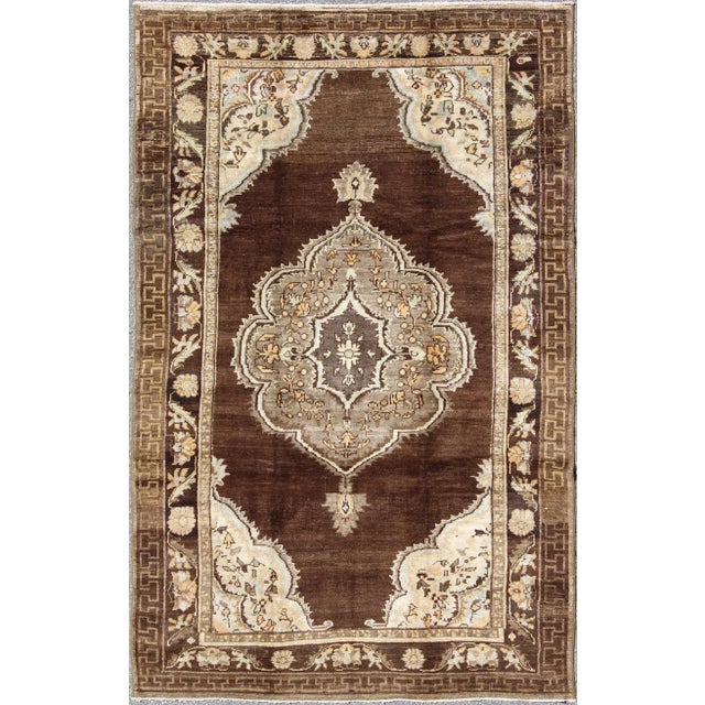 Mid 20th Century Brown Background Floral Medallion Vintage Turkish Kars Rug in Ivory and Taupe For Sale - Image 10 of 10