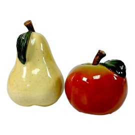 Example of Salt and Pepper Shakers