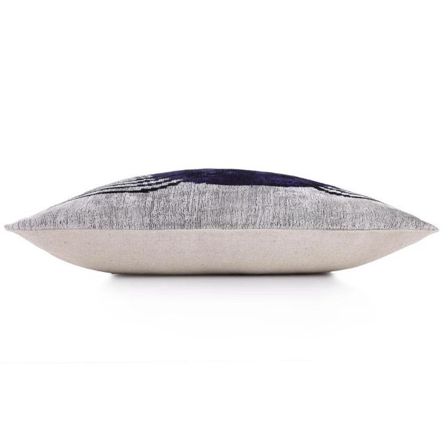 Luxury Purple Silk Velvet Throw Pillow 16x24 – Handmade Modern Geometric Lumbar For Sale - Image 4 of 8