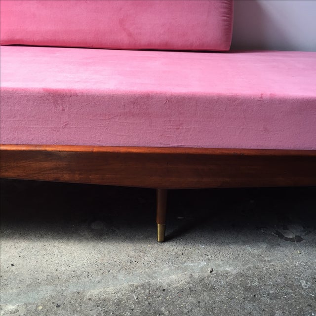 Mid Century Pink Velvet Daybed Sofa Chairish