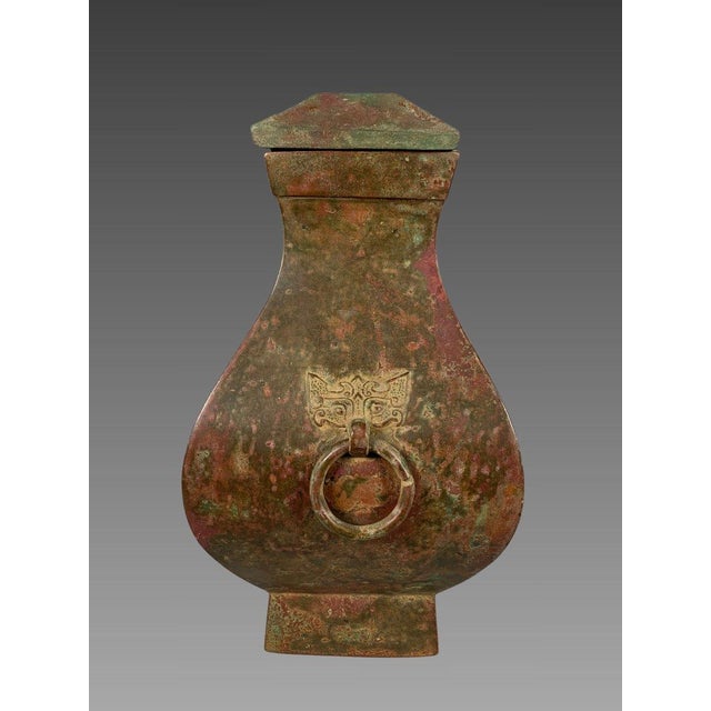 Polychrome terracotta vase, HU dynasty, earlier HAN dynasty (206 BC-220 AD), antique China For Sale - Image 4 of 9