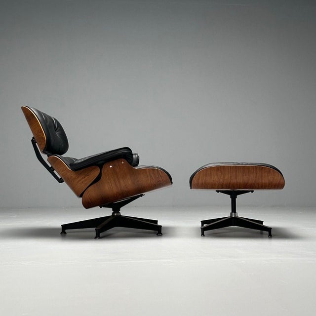 1970s Charles & Ray Eames, Mid-Century Modern, Eames Lounge Chair, Black Leather, Wood For Sale - Image 5 of 10