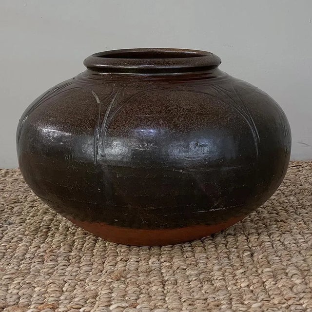 Early 20th Century Antique Glazed Terra Cotta Bean Pot For Sale - Image 5 of 12