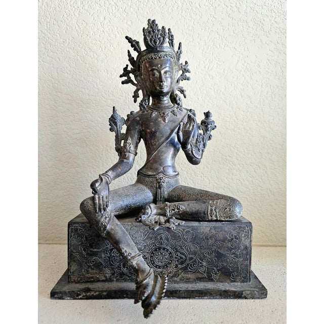 19th Century Nepalese Bronze Green Tara Seated Bodhisattva, 13.25” Pedestal Base For Sale In San Diego - Image 6 of 12