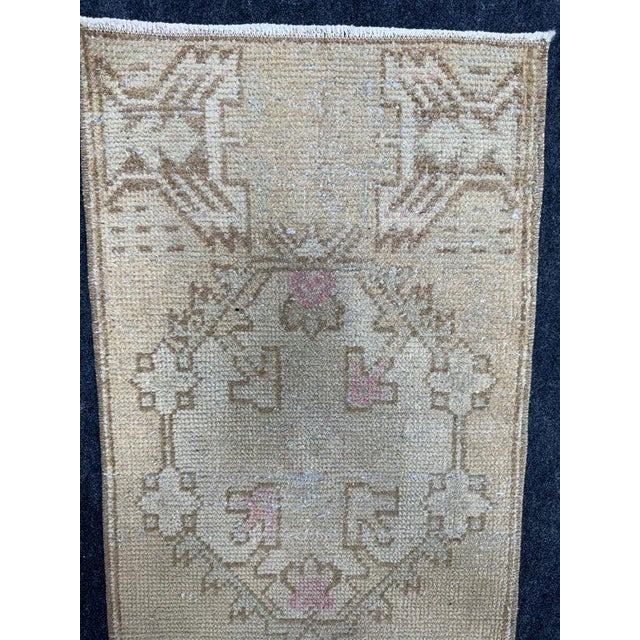 Turkish Yastik Rug 1'4" x 2'9" For Sale - Image 4 of 5