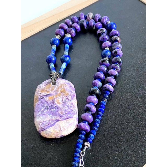 Contemporary Statement Charoite and Lapis Lazuli Necklace With Sculptural Charoite Pendant a Wearable Work of Art For Sale - Image 3 of 18