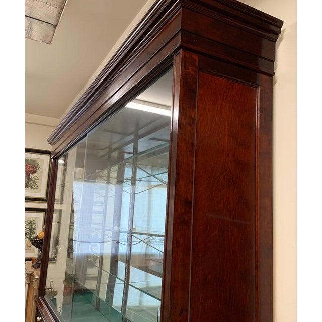 American Large Mahogany Collector’s Display Cabinet by the Joslin Showcase Company of Boston For Sale - Image 3 of 12