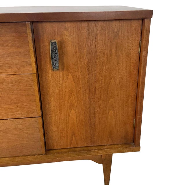Vintage Mid-Century Modern Walnut Credenza With Sculptural Metal Pulls For Sale - Image 13 of 15