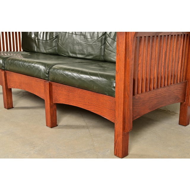 Brown Stickley Style Mission Oak Arts and Crafts Spindle Settle Sofa For Sale - Image 8 of 11