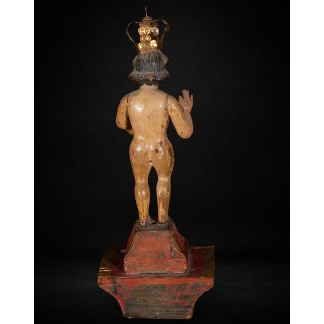 Wood Spanish Colonial Artist, Niño Jesús Salvador del Mundo Sculpture, 17th Century, Wood For Sale - Image 7 of 8
