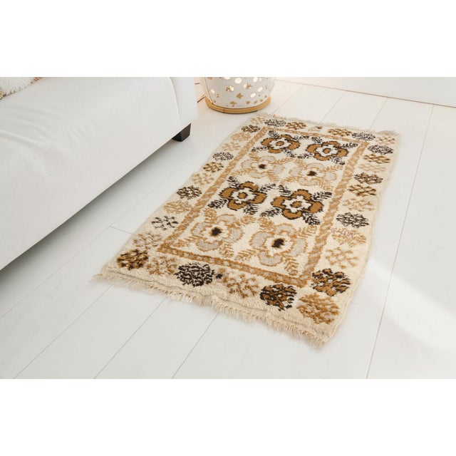Textile Mid 20th Century Handwoven Turkish Area Rug For Sale - Image 7 of 10