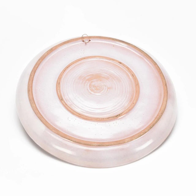 Round Ceramic Dish by Robert and Jean Cloutier, 1960s For Sale - Image 3 of 5