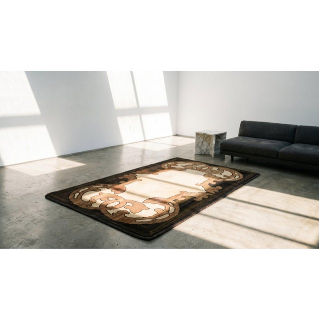 Ivory 1900s Ivory Open Field Minimalist Antique American Hooked Rug 2'8" X 5'0" Handknotted Wool Carpet For Sale - Image 8 of 9
