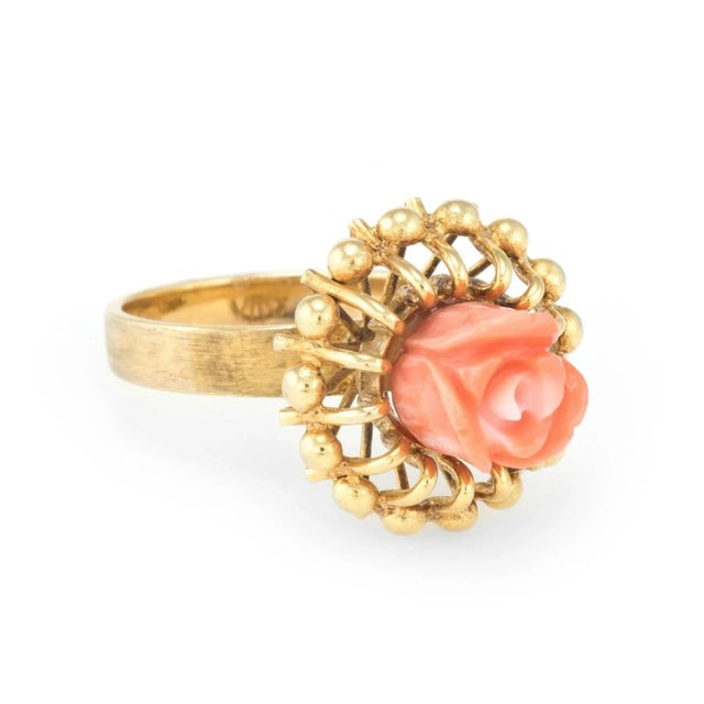 Mid-Century Modern Vintage Carved Coral 14k Yellow Gold Cocktail Ring Size 6.25 For Sale - Image 3 of 7