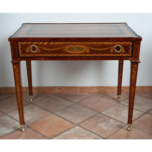 Antique Lombard Center Desk in Wood, Late 18th Century For Sale - Image 5 of 7