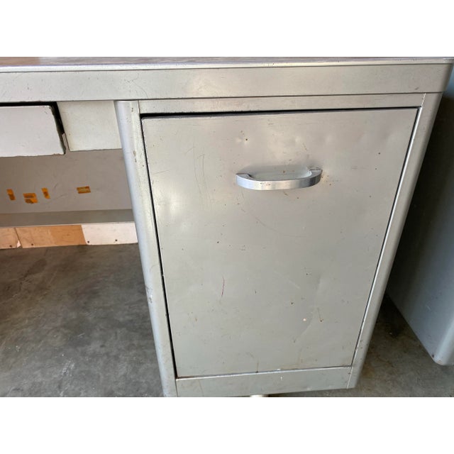1960s 1960s Vintage Metal Tanker Desk With Typewriter Shelf For Sale - Image 5 of 11