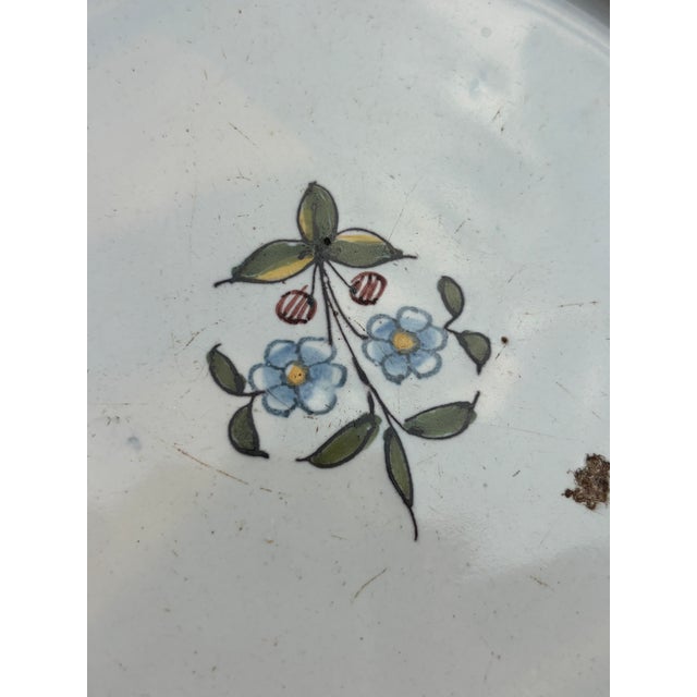 Antique Plates from Moustiers, 1760, Set of 2 For Sale - Image 15 of 18