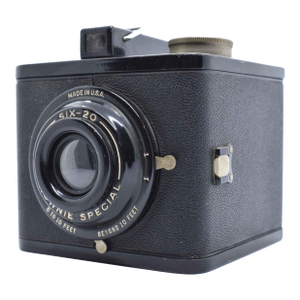 Early 20th Century Kodak Six-20 Brownie Special Box Camera