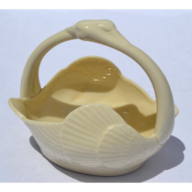 1960s Vintage Lenox Swan Basket Tan Fine Bone Ceramic 24k Gold Mark Bowl For Sale - Image 14 of 14