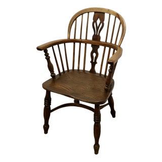 Georgian Elm and Ash Wheel Back Windsor Carver Chair For Sale