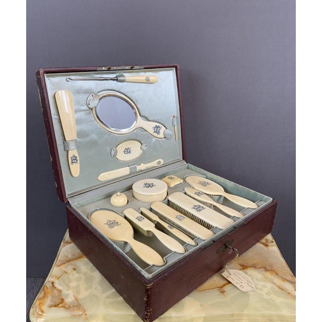 Brown 19th Century Toilet Case For Sale - Image 8 of 8