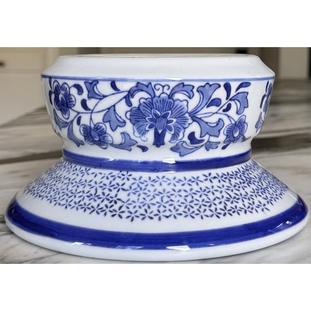 Ceramic Blue & White Pedestal / Plinth for Cachepot For Sale - Image 7 of 12