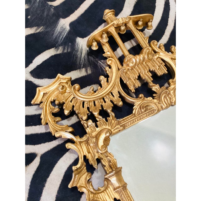Vintage Italian Gold Gilt Pagoda Carved Wood Chinoiserie / Chinese Chippendale Wall Mirror For Sale - Image 9 of 17