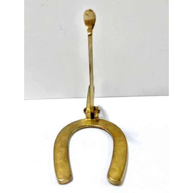 A unique vintage brass horse hoof gauge, originally used as a measuring tool by farriers. Today it makes a wonderful...