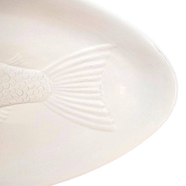 Ivory Late 20th Century Italian White Ceramic Relief Fish Serving Platter For Sale - Image 8 of 10
