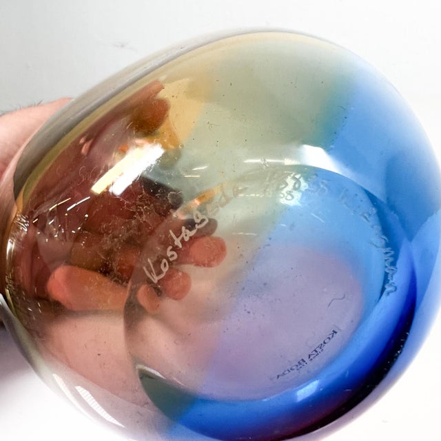 Glass 1988 Kosta Boda Artist Glass Vase Kjell Engman Fidji Collection For Sale - Image 7 of 13