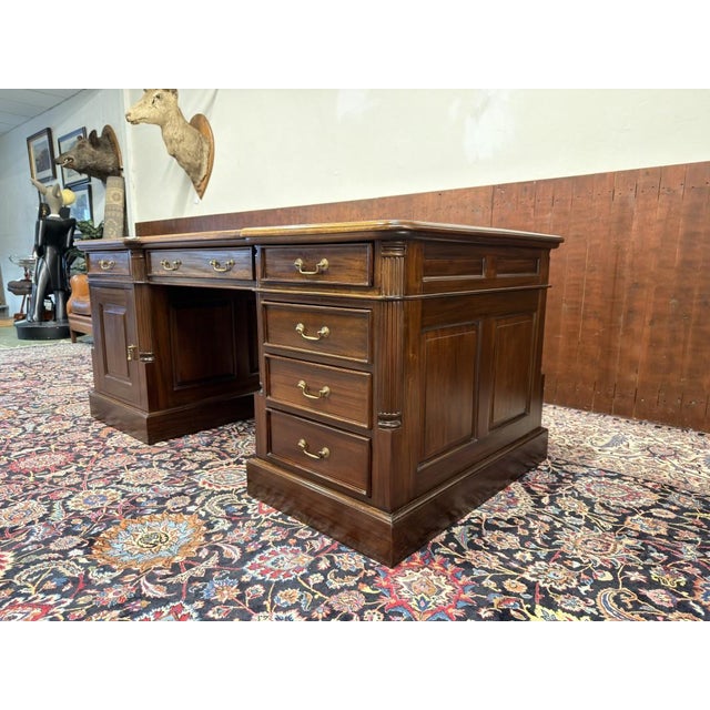 English Chesterfield Desk in Teak For Sale - Image 6 of 18