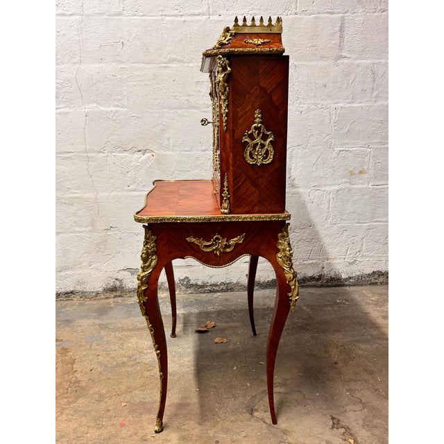 Late 19th Century Antique French Louis XV Style Inlaid King Wood Ladies Writing Desk For Sale - Image 5 of 18