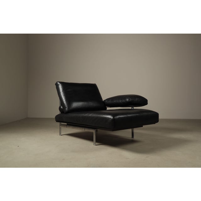 Postmodern Diesis Chaise Lounge in Black Leather by Antonio Citterio and Paolo Nava for B&B Italia, 1980s For Sale - Image 3 of 16