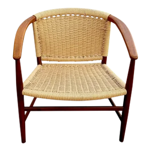 Danish Modern Chair Designed by Illum Wikkelso