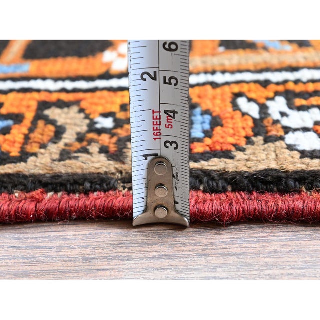 Ivory Vintage Persian Heriz Medallion Rug, Rust, 1960s For Sale - Image 8 of 12