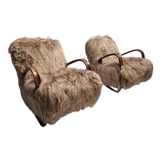 H269 Chairs in Long Hair Mongolian Sheepskin by Jindrich Halabala, 1930s, Set of 2 For Sale