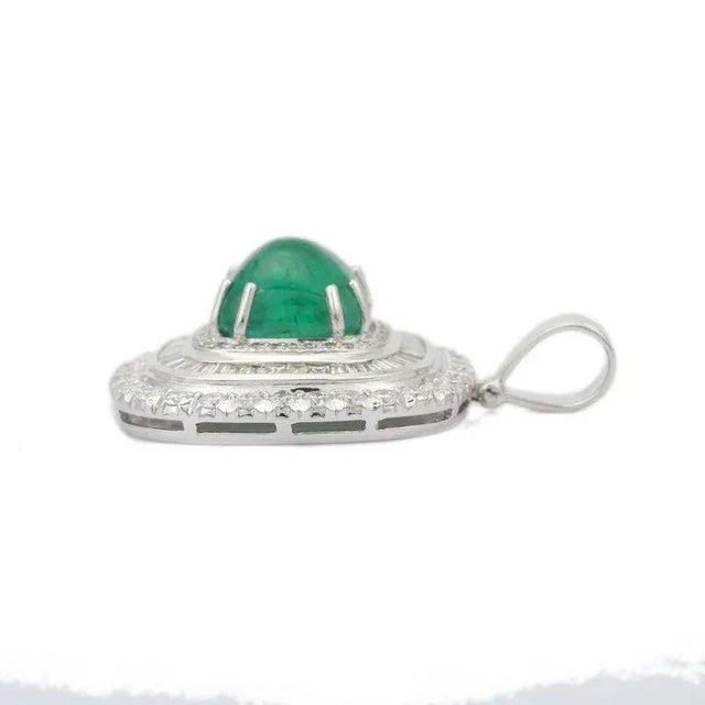 7.57ct Emerald Halo Pendant Necklace in 18k White Gold by VRJewels For Sale - Image 4 of 9