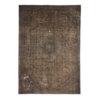 Middle Eastern Rug in Wool For Sale