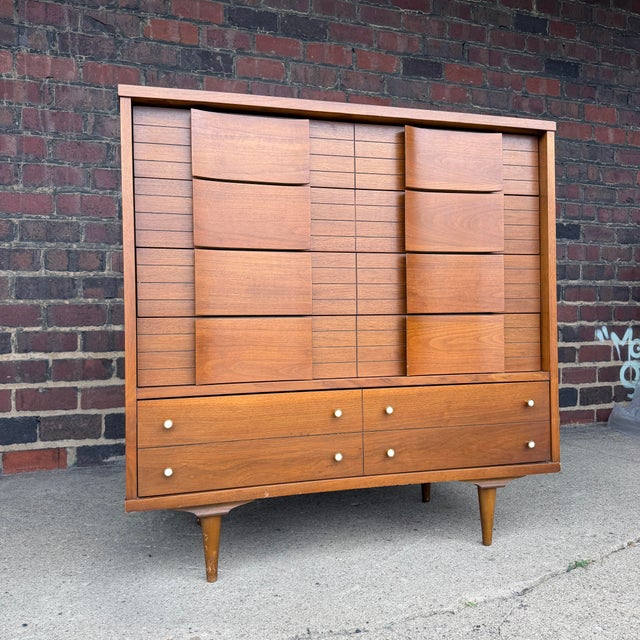 1960s Johnson Carper Mid-Century Modern Walnut Highboy Dresser For Sale In Cleveland - Image 6 of 12