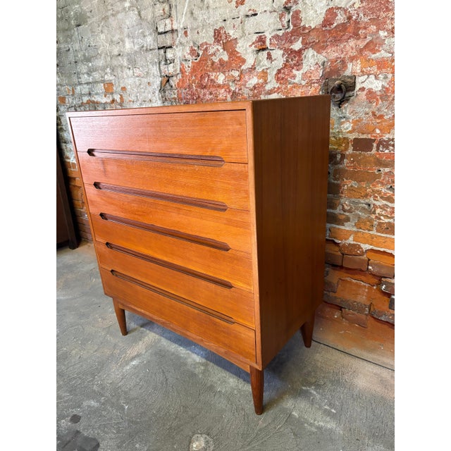 E. W. Bach E.W. Bach 6 Drawer Teak Dresser For Sale - Image 4 of 10