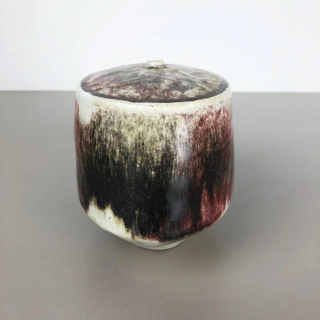 White Ceramic Studio Pottery Vase from Bruno & Ingeborg Asshoff, 1960s For Sale - Image 8 of 17