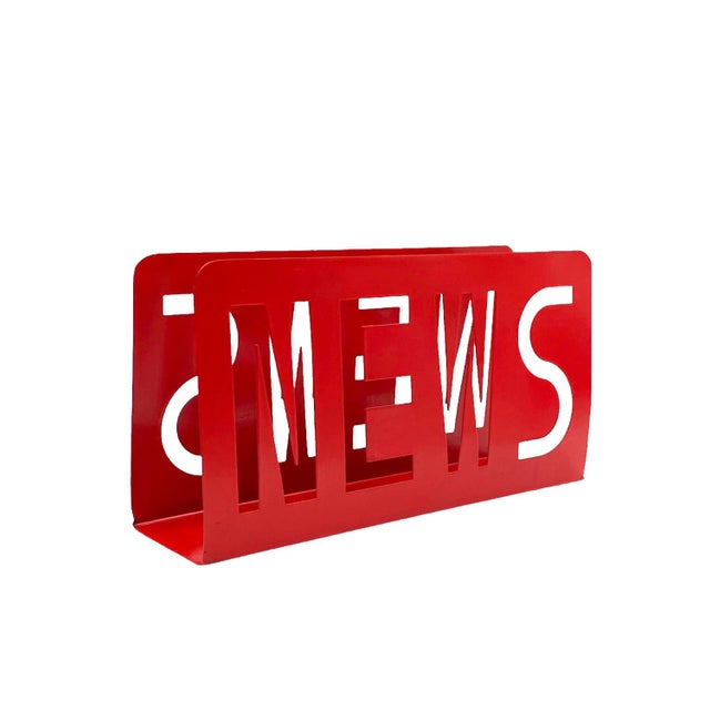 Red Space Age Red Magazine Rack, France, 1970s For Sale - Image 8 of 15