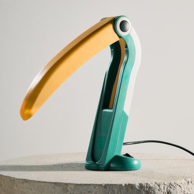 Toucan Desk Lamp by Huo-Tu Huang for Huangslite, 1980s For Sale - Image 4 of 12