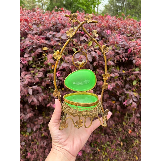 Antique French Uranium Opaline Egg Casket in Gilt Nest and Ivy Canopy Stand, Palais-Royal Taste For Sale - Image 12 of 15