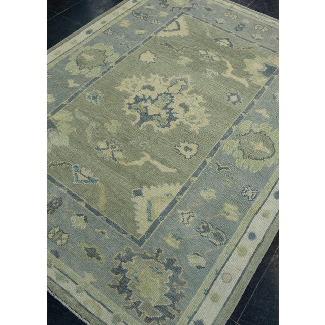 Turkish Turkish Oushak Rug 5'1" x 6'10" #17022 For Sale - Image 3 of 8