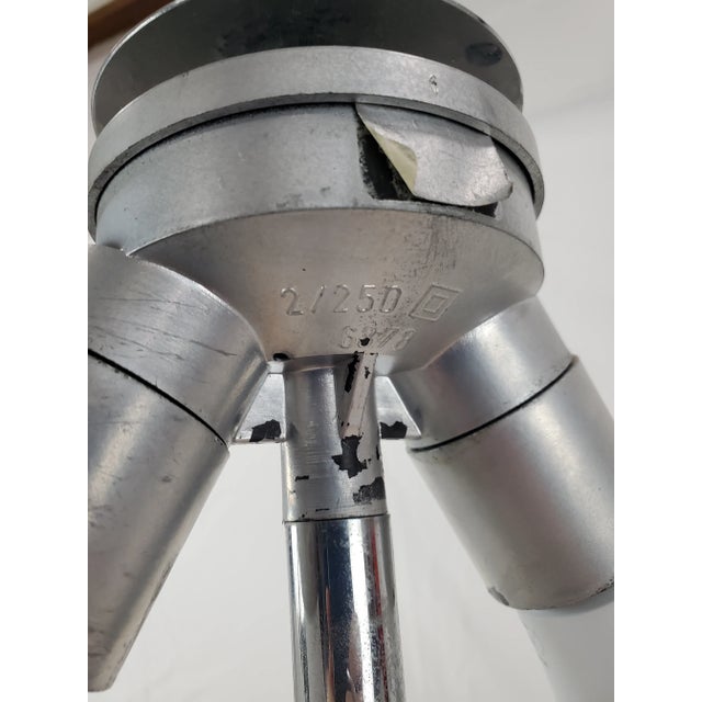 Large Vetri Murano Space Age Tulip Shaped Table Lamp For Sale - Image 9 of 13